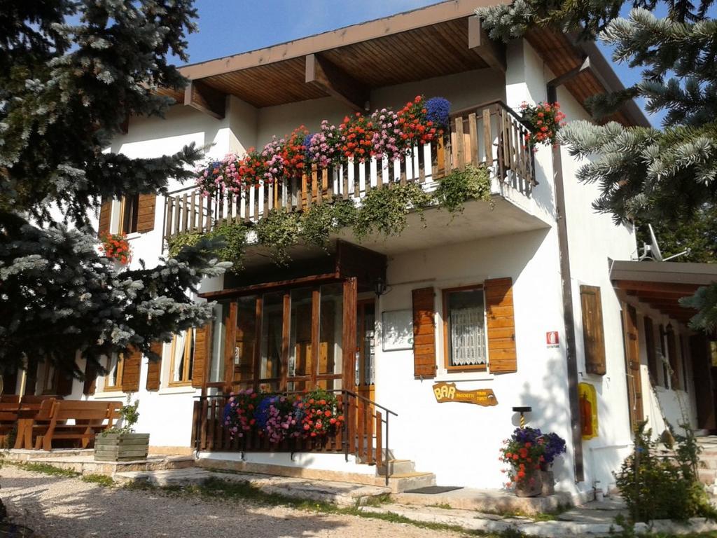 Campeggio Branchetto Bosco Chiesanuova Exterior photo